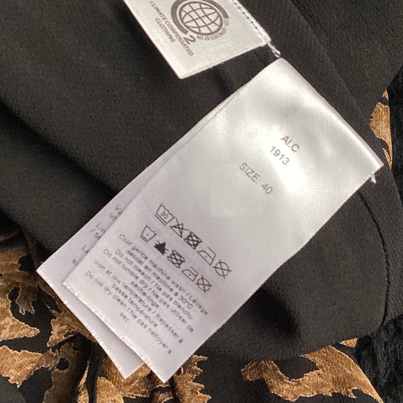 Sold consignment Ganni Tiger Print Georgette Maxi Wrap Dress in Brown black 40 - Picture 6 of 7